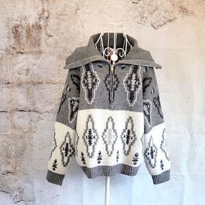 Pink Republic Gray and Cream 3/4 Zip-Up Sweater Womens Size XL